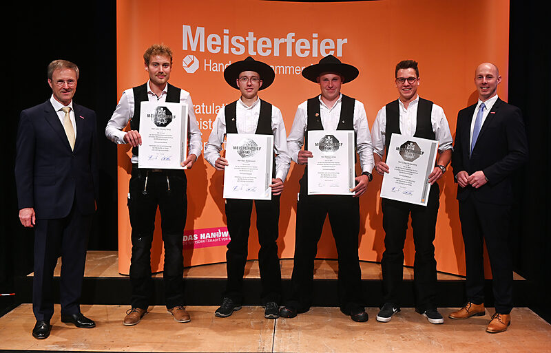 16. Gruppe Zimmerer: Lukas Hungenberg, Bastian Jonas, Marc Rodenbüsch, Léon WesleyStrick