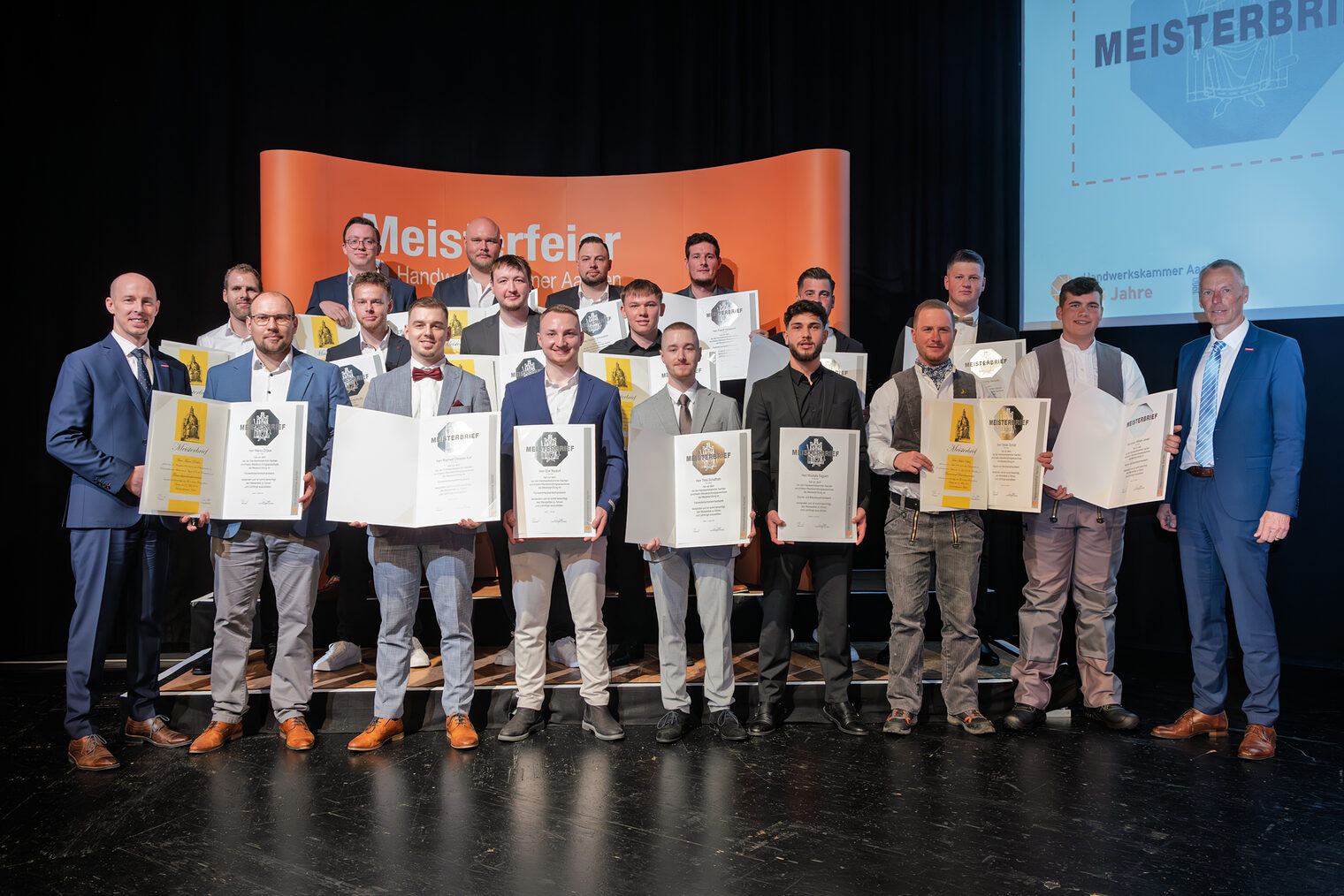 Gewerk Maler und Lackierer, Gewerk Maurer und Betonbauer, Gewerk Feinwerkmechanik