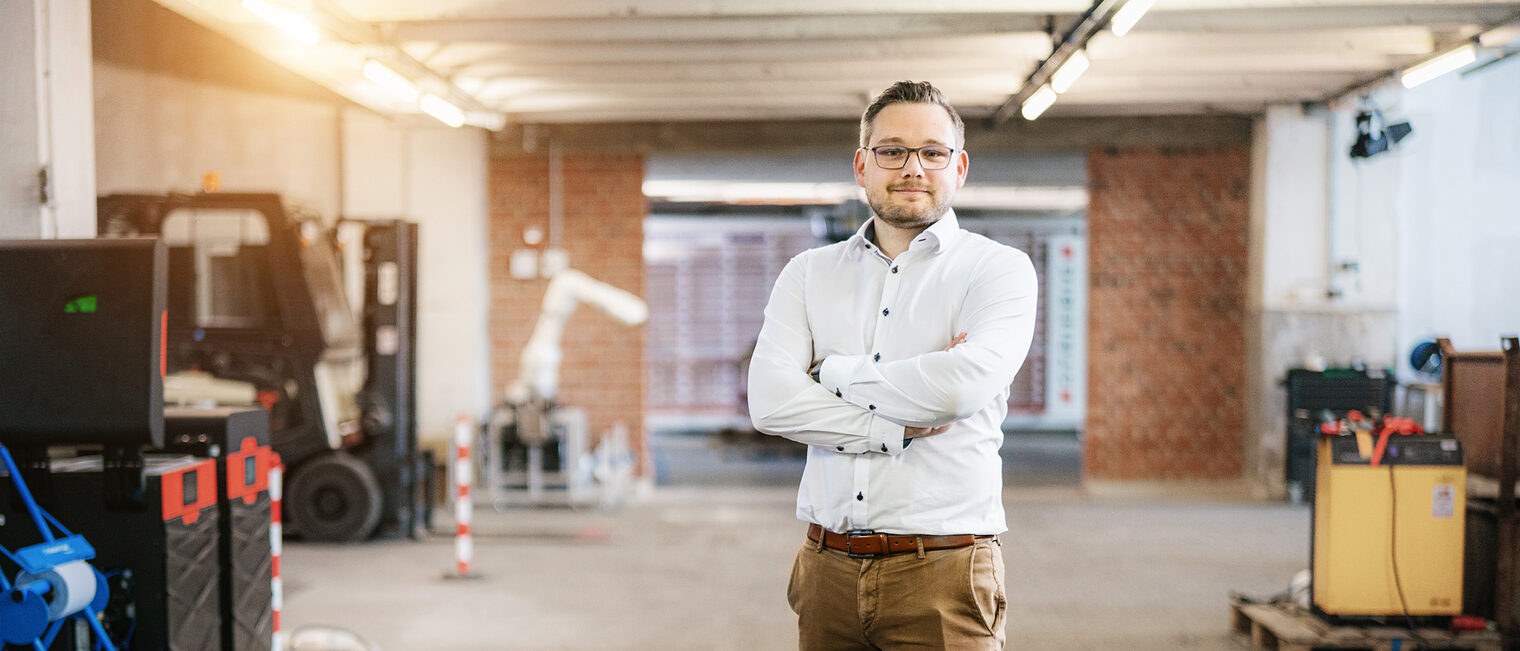 Die Verbindung von Handwerk und Hightech lebt Daniel Rau täglich – und sucht zugleich den Ausgleich in der Fotografie. Die Verbindung von Handwerk und Hightech lebt Daniel Rau täglich – und sucht zugleich den Ausgleich in der Fotografie.