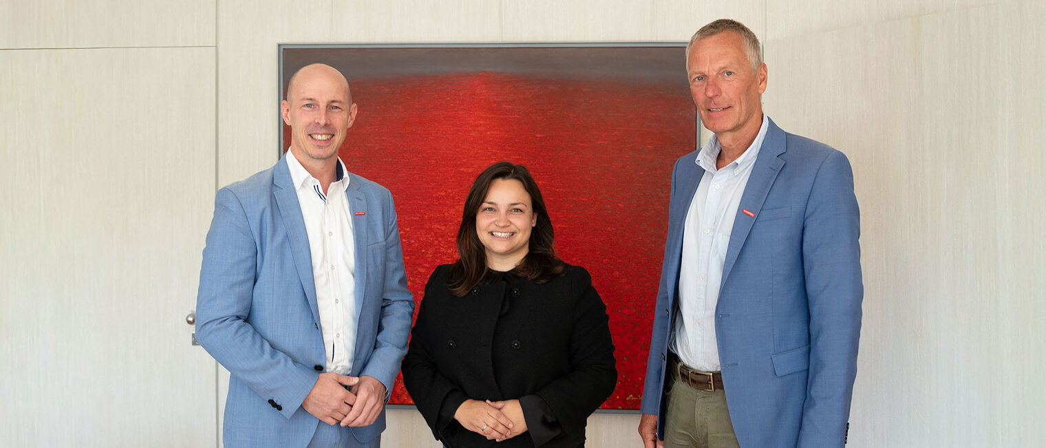 Die Aachener CDU-Bundestagsabgeordneten Catarina dos Santos besuchte die Handwerkskammer Aachen, vertreten von Marco Herwartz, Präsident der Handwerkskammer Aachen, und HWK-Hauptgeschäftsführer Georg Stoffels Die Aachener CDU-Bundestagsabgeordneten Catarina dos Santos besuchte die Handwerkskammer Aachen, vertreten von Marco Herwartz, Präsident der Handwerkskammer Aachen, und HWK-Hauptgeschäftsführer Georg Stoffels