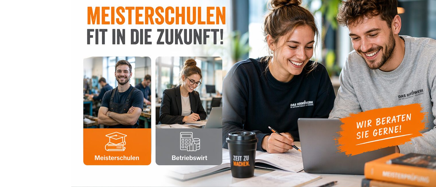 Meisterschulen - Fit in die Zukunft. 2 Personen informieren sich im Internet über die Meisterschulen der Handwerkskamme Aachen.