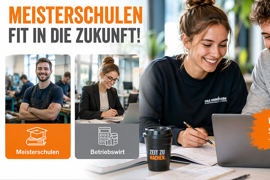 Meisterschulen - Fit in die Zukunft. 2 Personen informieren sich im Internet über die Meisterschulen der Handwerkskamme Aachen.
