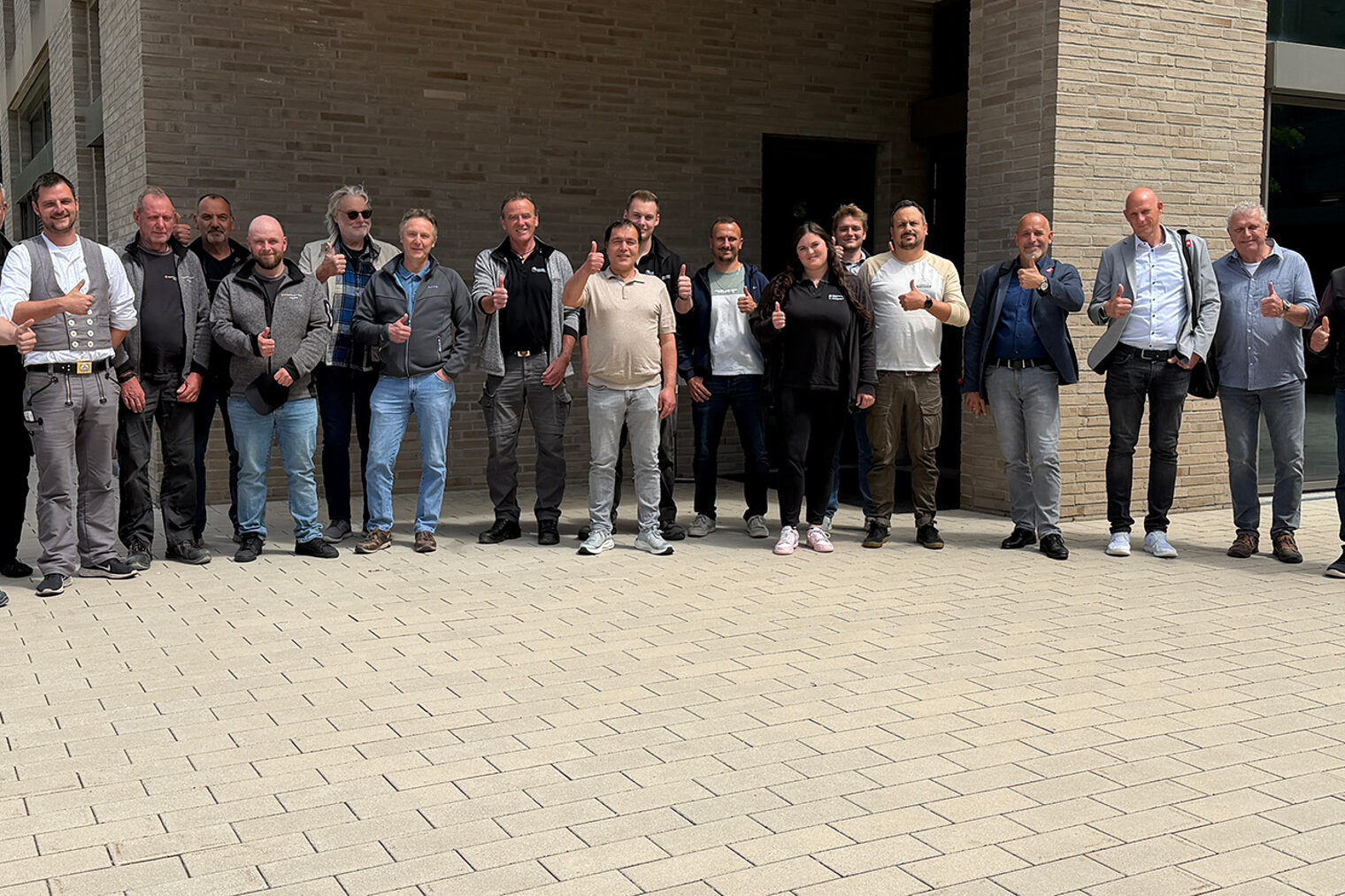 Ausbildertreffen der Bauwirtschaft. Vertreten waren unter anderem Bildungszentren und Handwerkskammern aus Simmerath, Brackwede, Recklinghausen, Krefeld, Ahaus, Arnsberg, Kreuztal, Koblenz, Köln, Oberhausen und Dortmund.
